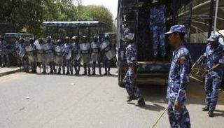 عناصر من الأمن السوداني - الفرنسية