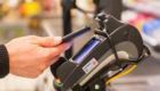 الدفع عبر الهاتف الذكي.. أسباب جوهرية تجعله أكثر أمانا