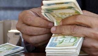 سوريا ترفع أجور العاملين المدنيين والعسكريين