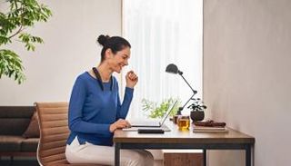 سماعة طوق الرقبة SRS-NB10 الجديدة من سوني