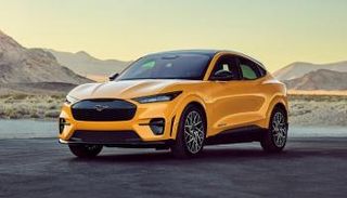 سيارة فورد Mustang Mach-E GT الكهربائية