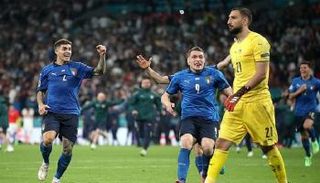جيانلويجي دوناروما حارس مرمى منتخب إيطاليا