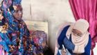 مدينة زكريا.. سودانية قهرت صعاب الحرب والنزوح لتحقيق حلمها