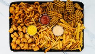 البطاطس المقلية بلجيكية الأصل وليست فرنسية 