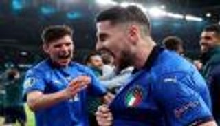 "أنا الأكثر تتويجا".. نجم منتخب إيطاليا يرسم طريقه نحو الكرة الذهبية