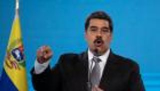 "الدرونز" تلاحق مادورو.. 3 محاولات اغتيال إحداها على الهواء