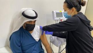 تطعيمات فيروس كورونا في الإمارات