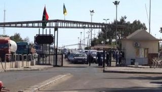 معبر رأس إجدير بين ليبيا وتونس - أرشيفية