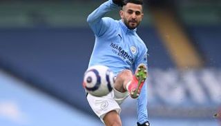 رياض محرز لاعب مانشستر سيتي الإنجليزي