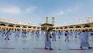 135 داعية للإجابة عن فتاوى واستفسارات الحجاج