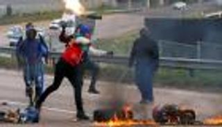 "تحريض على العنف".. ابنة "زوما" في قفص الاتهام