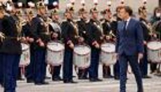 "يوم الباستيل".. عرض عسكري مهيب في باريس بعد "فاصل" كورونا