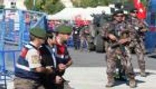 23 ألف جندي في 5 سنوات.. قمع أردوغان "يغرق" الجيش التركي