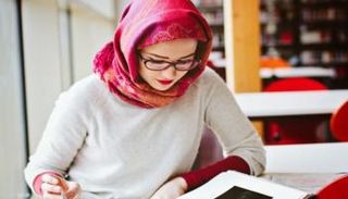 محكمة أوروبية تجيز حظر الحجاب في أماكن العمل- أرشيفية