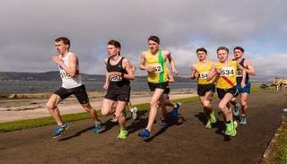 رياضيون في مسابقة للجري- أرشيفية