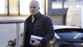 الصحفي الهولندي بيتر ار دي فريس