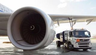 وقود الطائرات تحت أعين الجمارك الأوروبية