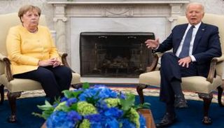 ميركل خلال لقاء بايدن في البيت الأبيض - أ.ف.ب