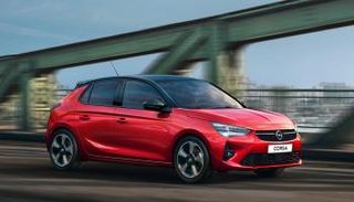 مواصفات ومميزات سيارة أوبل كورسا 2022 