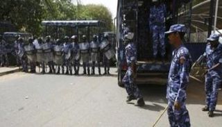 عناصر من الأمن السوداني - الفرنسية