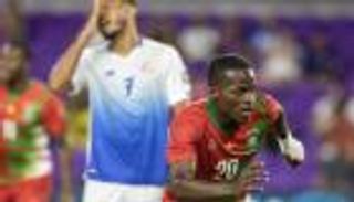 الكأس الذهبية.. هدف تاريخي واحتفال مئوي ومتأهلان جديدان