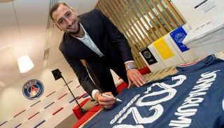 جيانلويجي دوناروما حارس منتخب إيطاليا