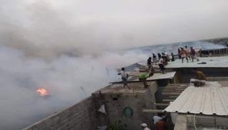 جانب من الحريق 