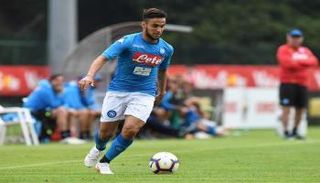 آدم وناس لاعب نابولي الإيطالي