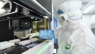 فرنسا تواجه انتكاسة كورونا من جديد