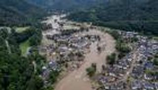 فيضانات أوروبا المدمرة.. حصيلة الوفيات ترتفع لـ183 قتيلا