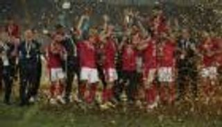 كيف احتفل نجوم الفن بفوز الأهلي المصري ببطولة دوري أبطال أفريقيا؟