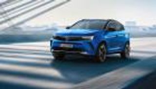 تتعرف على المارة.. أوبل Grandland تصبح أكثر تكلفة بعد عملية تجميل