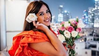 ياسمين عبدالعزيز