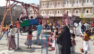أطفال اليمن ينتظرون العيد للخروج إلى المتنزهات