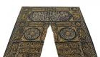 إنفوجراف.. "كسوة الكعبة".. الثوب الأغلى في التاريخ