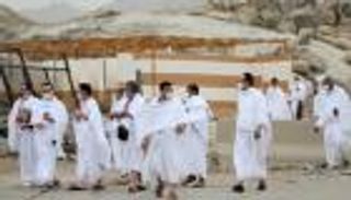 الحجاج يؤدون "الركن الأعظم".. خير يوم طلعت فيه الشمس