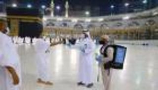 أمين الفتوى بدار الإفتاء: "المطهرات لا تبطل الحج وإن احتوت على عطور"