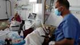 العراق‬ يدخل ذروة الموجة الثالثة من كورونا والوضع الوبائي "خطير جداً"