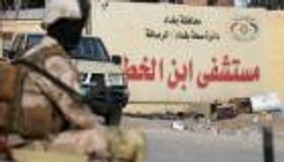 قنبلة داخل مستشفى.. ماذا يحدث في العراق؟