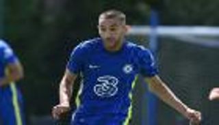 الميركاتو الصيفي.. 3 أمور تمنع انضمام حكيم زياش إلى ميلان 