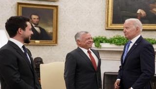 بايدن خلال استقباله الملك عبدالله الثاني