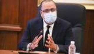 فوضى التلقيح ضد كورونا تطيح بوزير الصحة التونسي