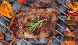 تتبيلة اللحمة المشوية في عيد الأضحى.. 7 طرق مميزة