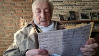 هرنان ماسترانجيلو ومعه دفتر أهداف ميسي