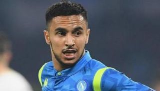 آدم وناس لاعب نابولي الإيطالي