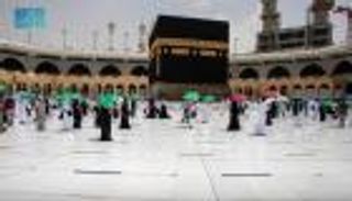 صور.. الحجاج يتوافدون على المسجد الحرام لأداء طواف الوداع