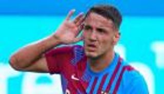 فيديو.. برشلونة يدشن استعداداته للموسم الجديد برباعية
