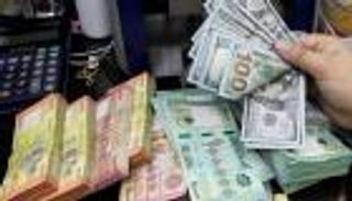انخفاض سعر الدولار في لبنان.. بشائر تسريبات "ميقاتي"