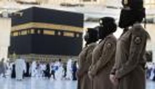 لأول مرة.. مجندات سعوديات داخل الحرم يحرسن حجاج بيت الله