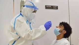 فحص كورونا في الإمارات